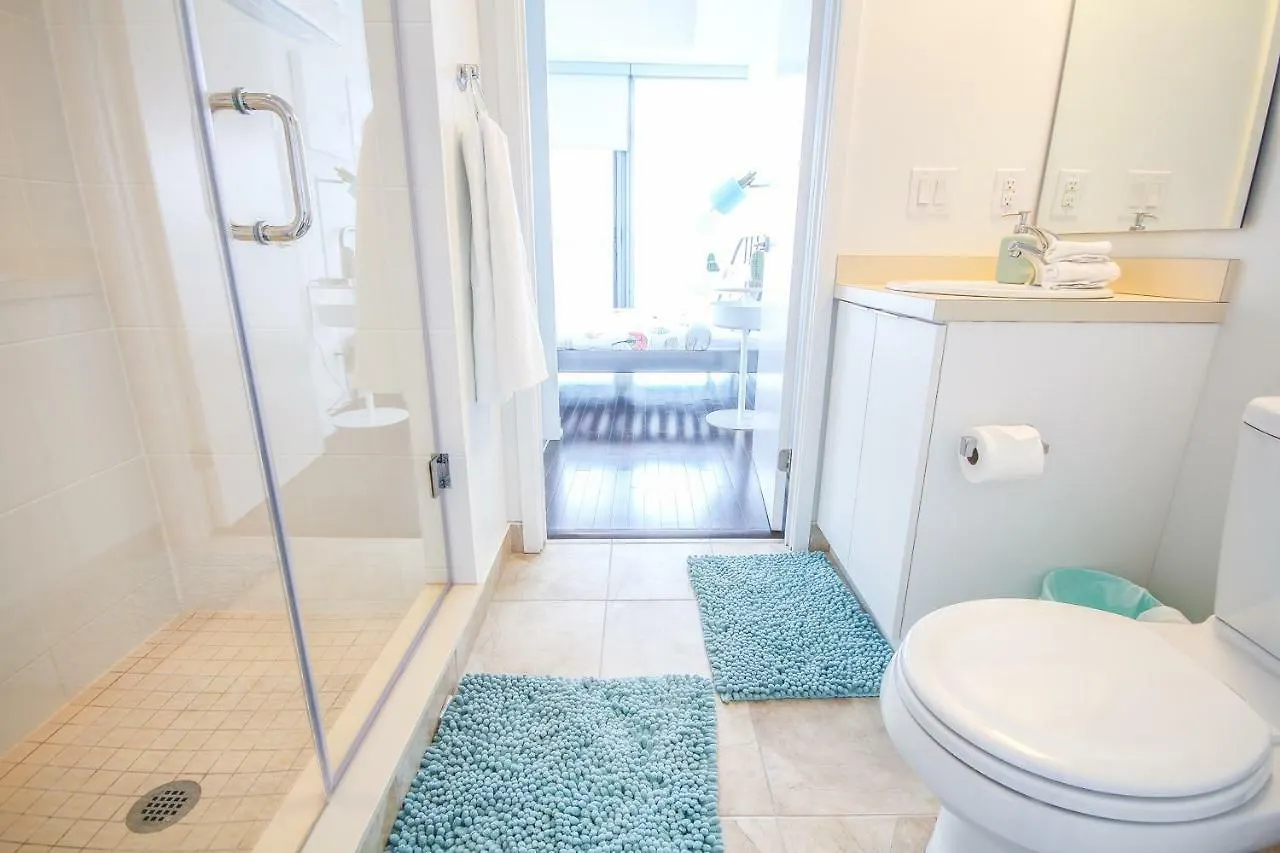 Sarkar Suites - Entertainment District Toronto Apartment