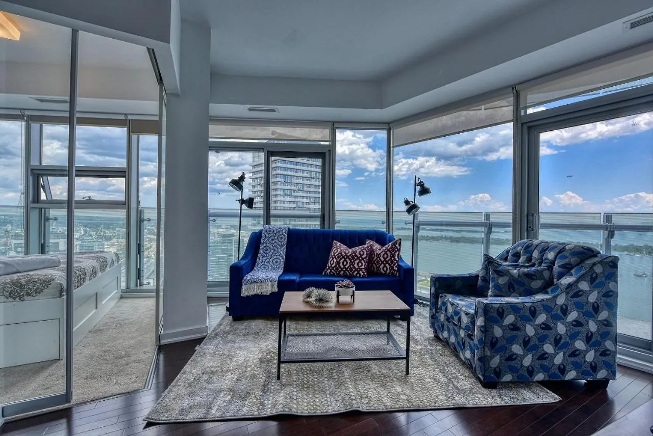 Sarkar Suites - Entertainment District Toronto Apartment