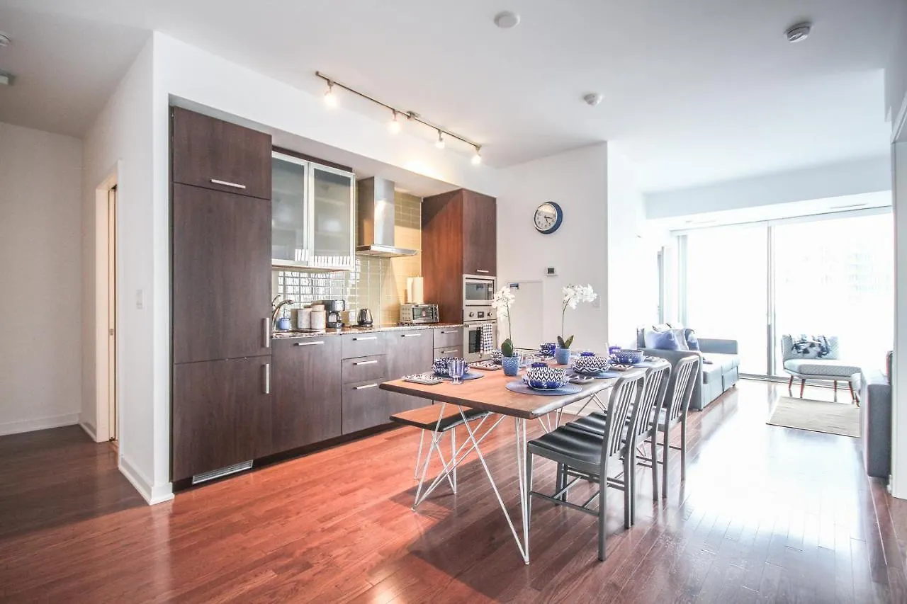 Sarkar Suites - Entertainment District Toronto Canada