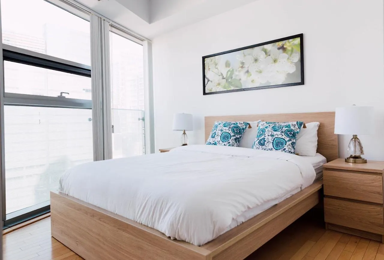 Sarkar Suites - Entertainment District Toronto
