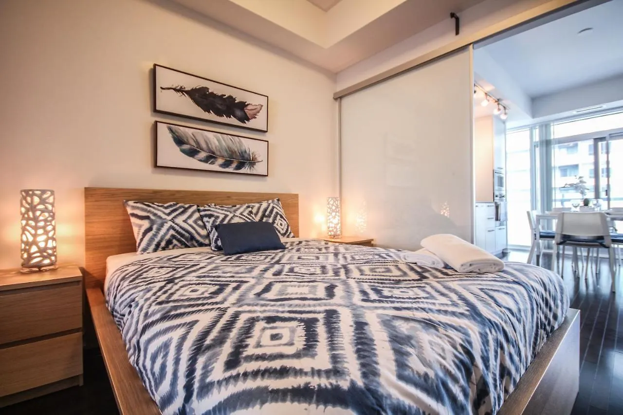Sarkar Suites - Entertainment District Toronto Canada