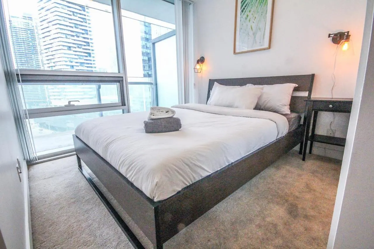Sarkar Suites - Entertainment District Toronto Canada