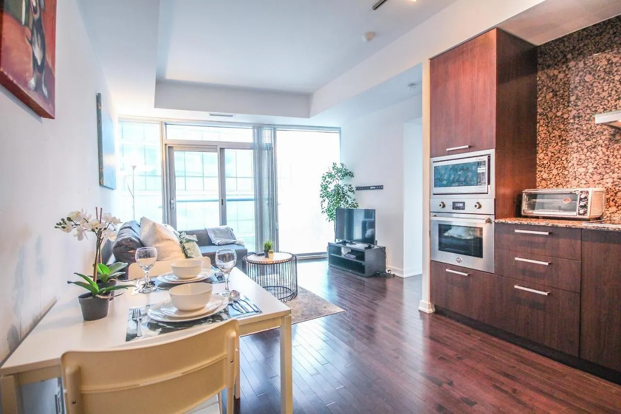Sarkar Suites - Entertainment District Toronto