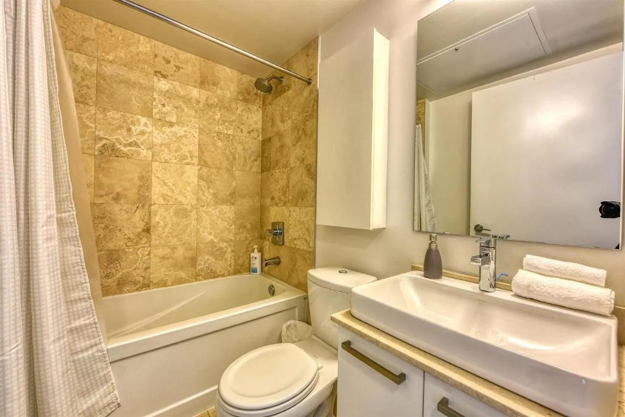 Sarkar Suites - Entertainment District Toronto 0*,  Canada