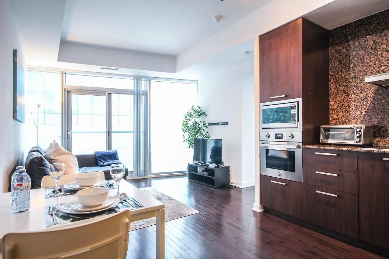 Sarkar Suites - Entertainment District Toronto